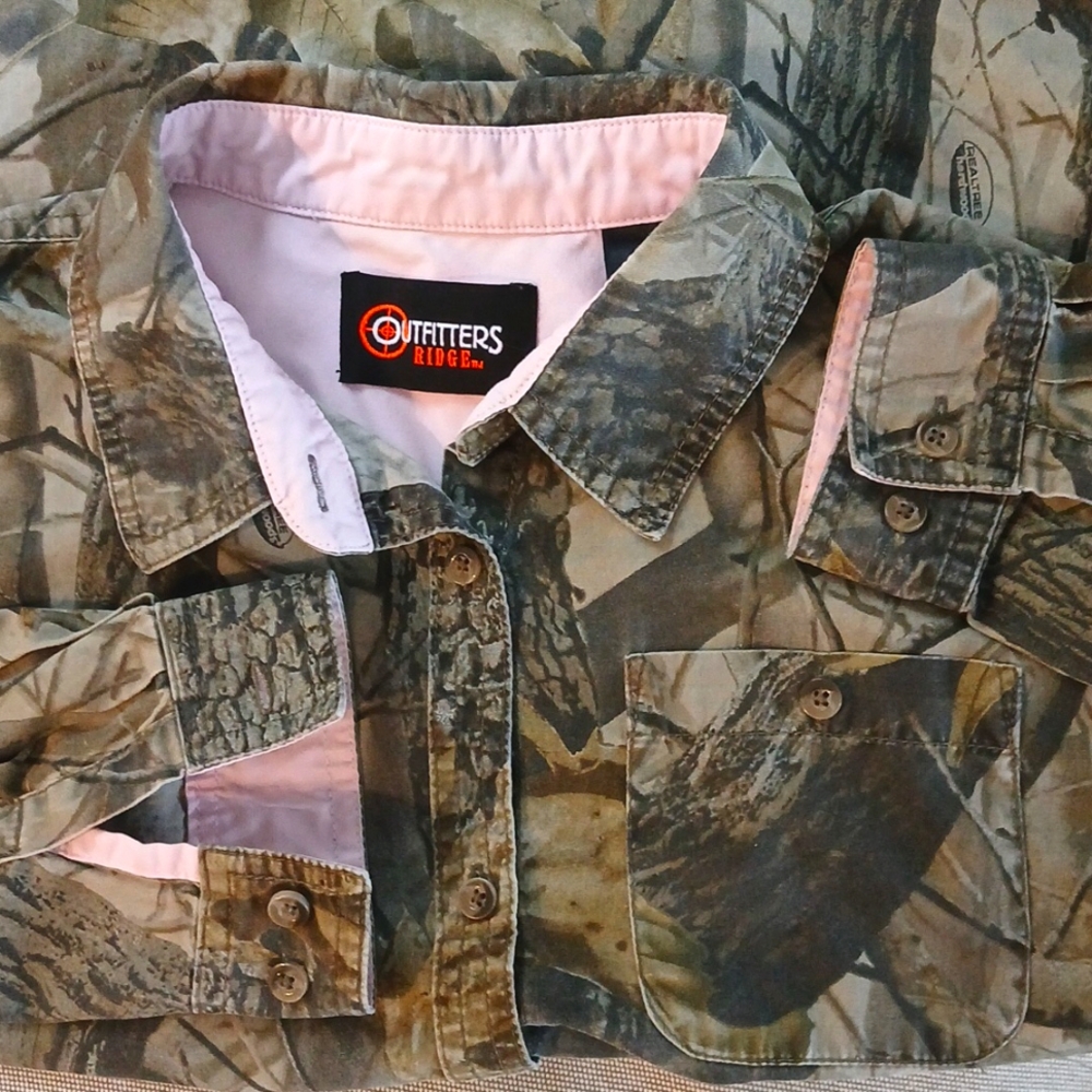 Outfitters Ridge Womens Size M (8-10) Camoflage Shirt - Picture 7 of 10